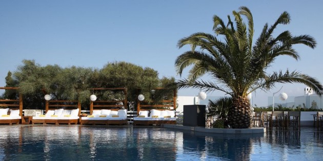 Belvedere_pool_web